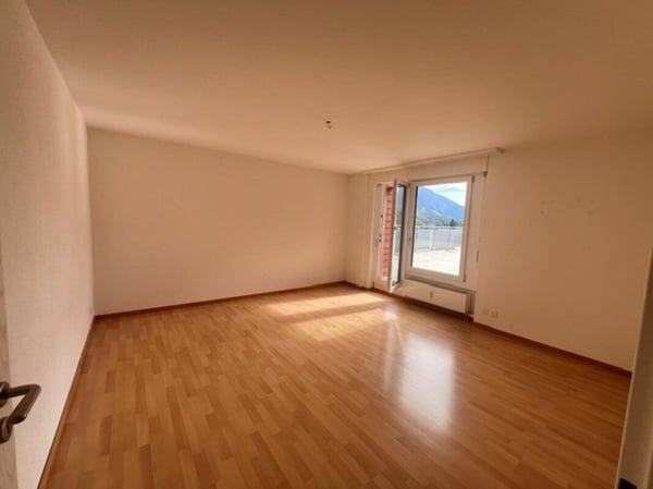 Traumhafte 4.5-Zimmerwohung mit grosszügigem Grundriss und Terrasse sucht Sie! 15