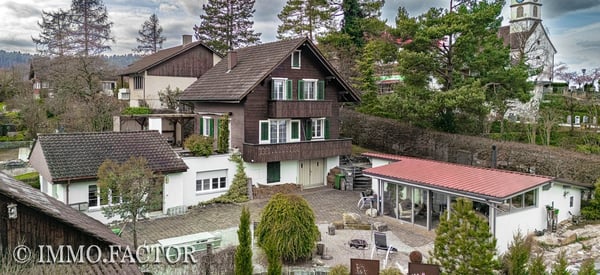 Bezauberndes Ensemble aus Chalet, Bungalow, Ateliergebäude & Schopf 22