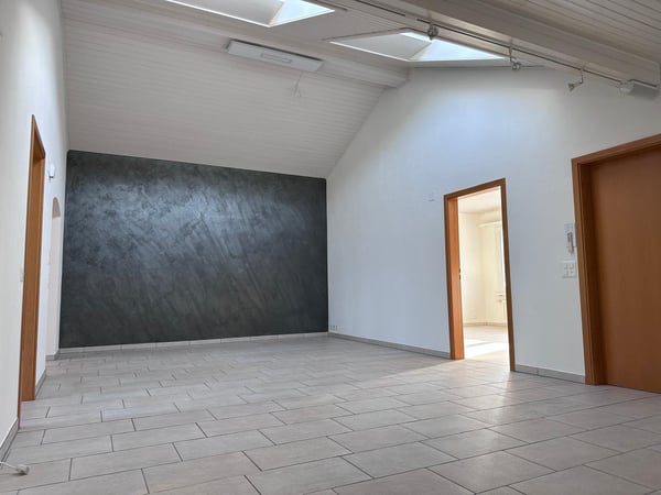 Moderne 3.5-Zimmer-Dachwohnung in Tuggen 4