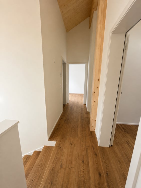 Exklusive 3.5-Zimmer-Maisonettewohnung mit Terrasse 13