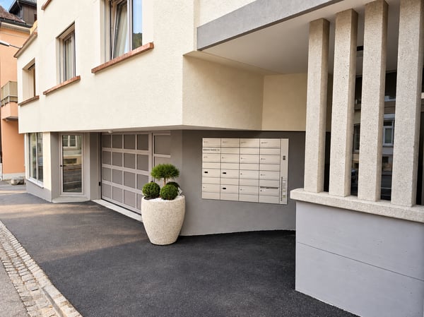 Moderne 3.5-Zimmer-Wohnung im Neubau in Glarus – sofort verfügbar!