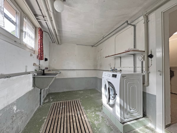 6-Zimmer-Einfamilienhaus, freistehend, ruhiges, familiäres Wohnquartier am Dorfrand 16