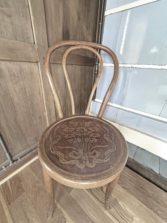 Charmantes Liebhaberobjekt, mit 6½ Zimmer, viel Holz und Wärme 7
