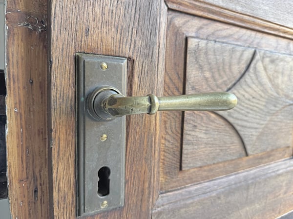 Historisches Einfamilienhaus mit 10.5 Zimmern in idyllischer Lage 7