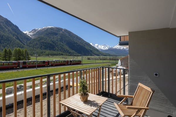 Luxuriöse 4.5-Zi-Whg mit Panoramasicht im 1. OG - Erstbezug Juli 2026 5