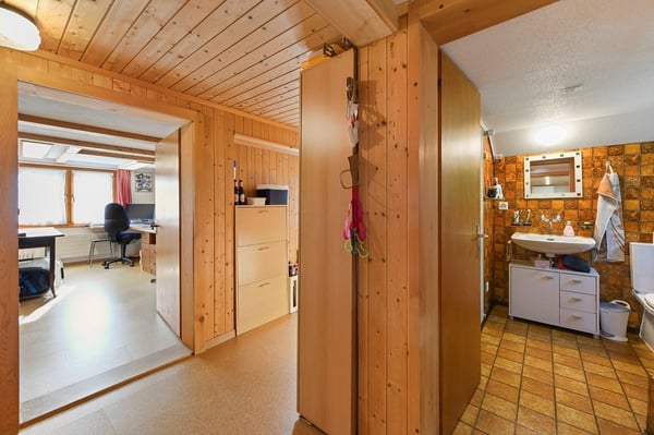 Freistehendes Einfamilienhaus mit Weitblick und grosszügigem Raumangebot 10