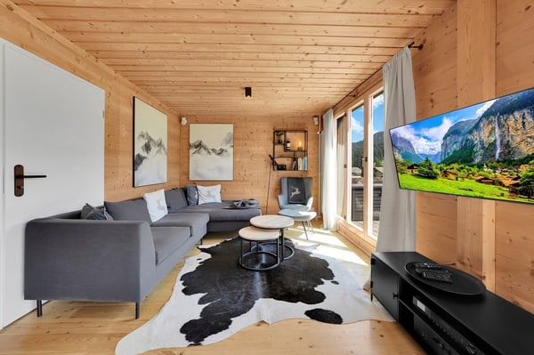 Exklusives 5.5-Zimmer-Chalet in unverbaubarer Aussichtslage in Wildhaus 2