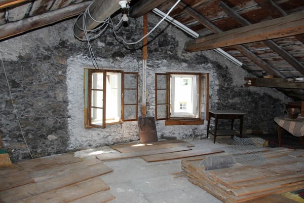 Umbau- und Ausbau-Objekt im Dorfkern von Bergün/Bravuogn 10