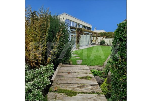 Einladendes Einfamilienhaus mit Gartenidylle am Rosenberg 5