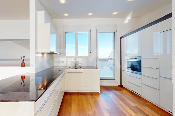 Erlesene 1.5-Zimmer-Attika mit Panoramablick  Wohnen auf gehobenem Niveau 10