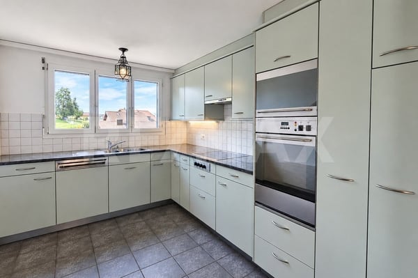 Grosszügige Dachwohnung zum Wohlfühlen 9