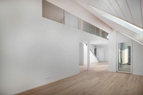 Maisonette-Dachwohnung mit Seesicht - Wohnen über den Dächern von Männedorf 6