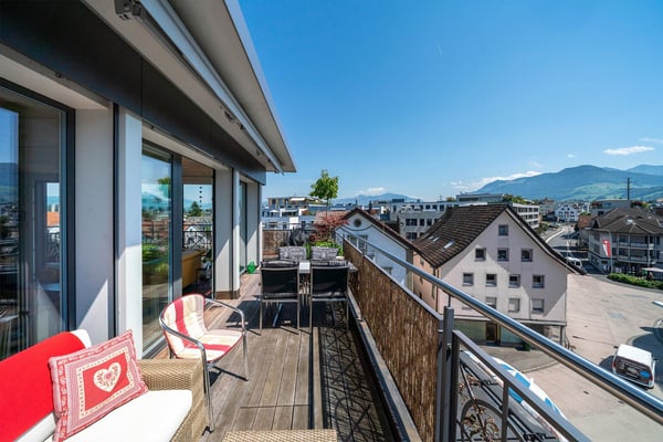 Charmante 4.5-Zimmer-Maisonettewohnung in Lachen – ab September 2026 zu vermieten 2