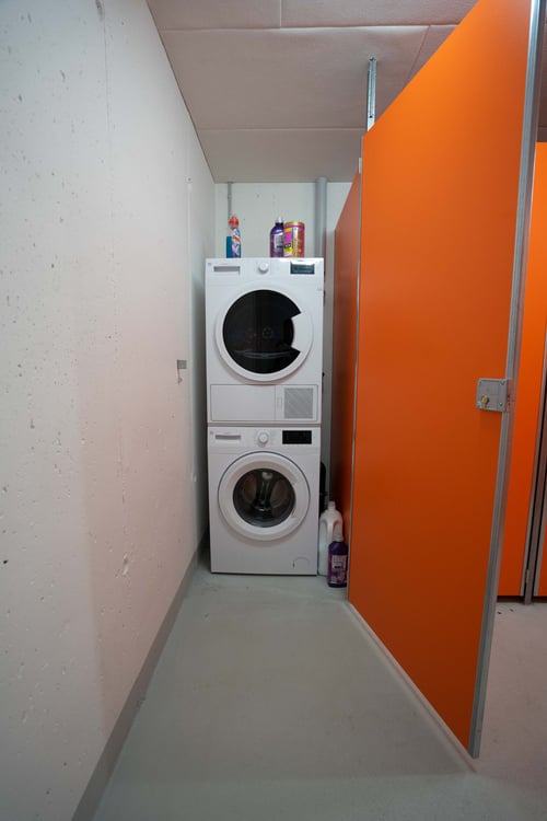 befristet - Moderne 4.5 Zimmerwohnung in Horgen 8