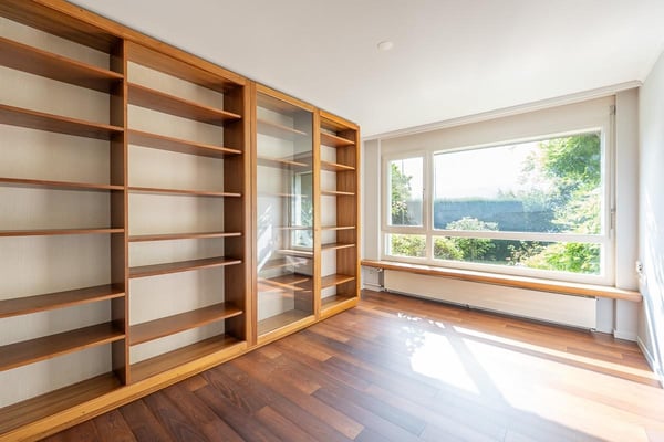 freistehendes Einfamilienhaus mit Umschwung 11