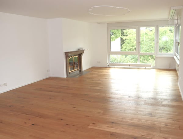 grosszügige Etagenwohnung im familienfreundlichen Rotmonten 9