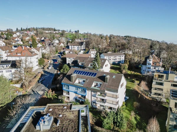 grosszügige Etagenwohnung im familienfreundlichen Rotmonten 3