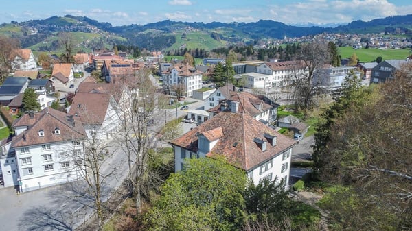 Herrschaftshaus mit Baulandreserve im Herzen von Speicher 5
