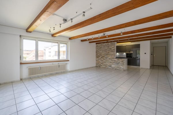 4.5-Zi. Wohnung mit verglastem Balkon in attraktiver Lage in Horn 6