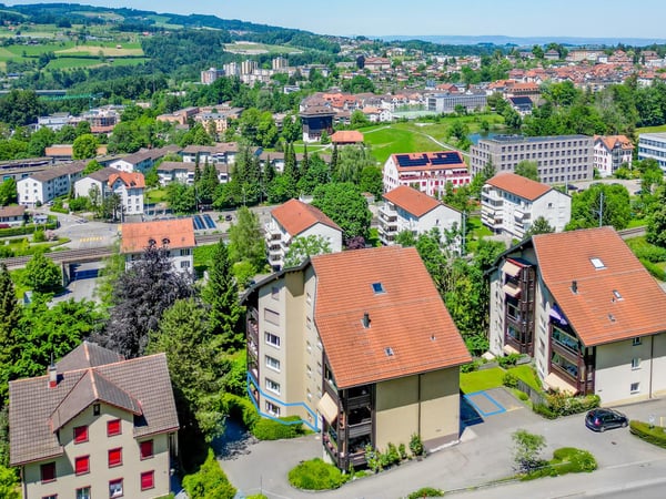 Praktische 5-Zi. Stadtwohnung im 2. OG 1