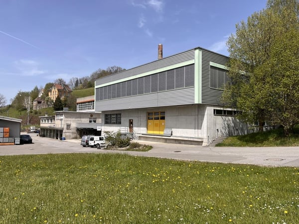 Attraktive Gewerbe-/Fabrikationsräume zu vermieten 2