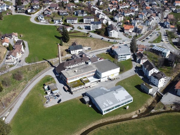 Attraktive Gewerbe-/Fabrikationsräume zu vermieten 1