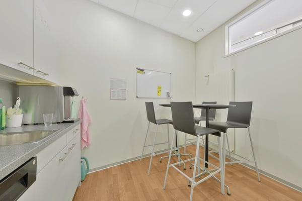 hochwertig ausgebaut und sofort nutzbar - Ihr neuer Business Standort 8