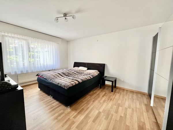 Grosszügige 1.5 ZW an ruhiger Lage 4