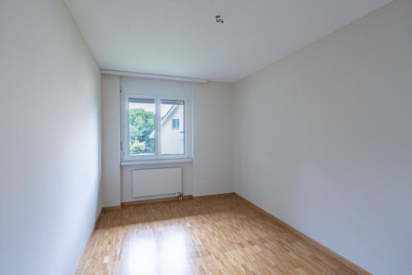 1.5-Zi. Wohnung an ruhiger Lage mit Balkon 8