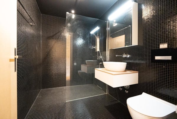 Hochwertige 1.5-Zi. Wohnung mit Loggia & Weitblick 9