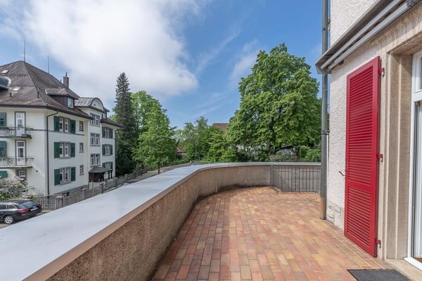 Charmante 7-Zi. Wohnung mit ca. 200 m² Wohnfläche 11