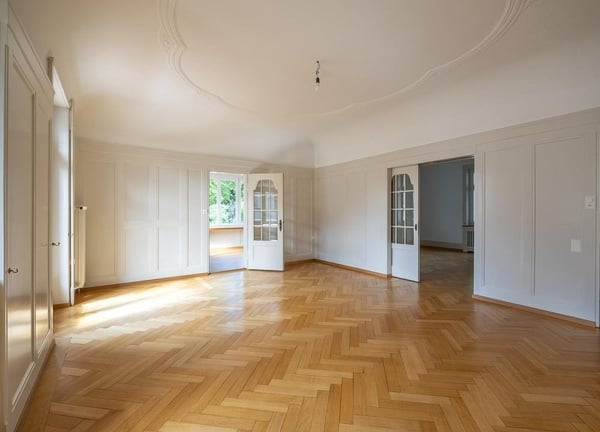 Charmante 7-Zi. Wohnung mit ca. 200 m² Wohnfläche 2