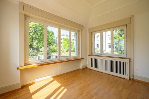 Charmante 7-Zi. Wohnung mit ca. 200 m² Wohnfläche 3
