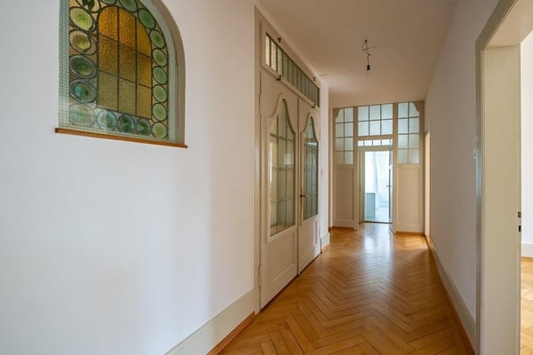 Charmante 7-Zi. Wohnung mit ca. 200 m² Wohnfläche 7