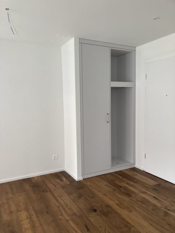 Neuwertige 2.5 Zimmer-Wohnung an guter Lage 3