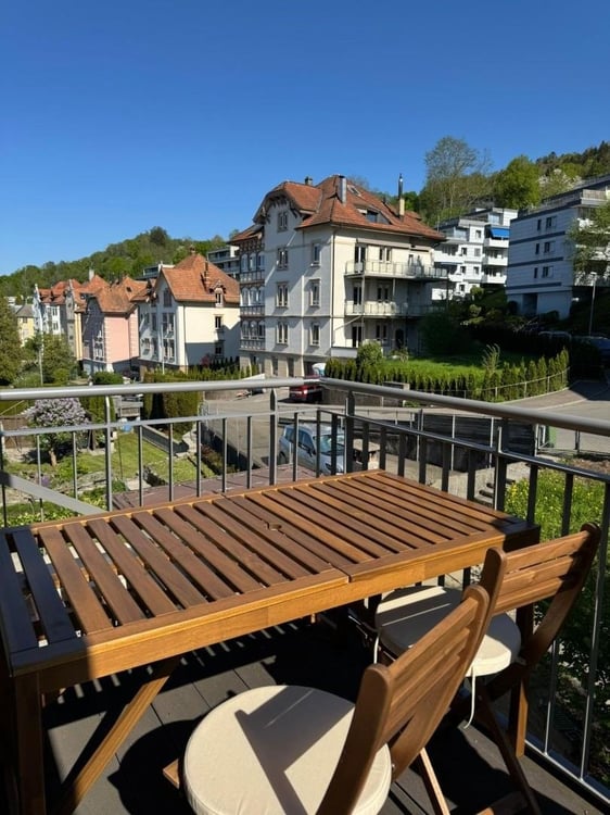 Attraktive 4.5-Zi. Wohnung an privilegierter Lage 9