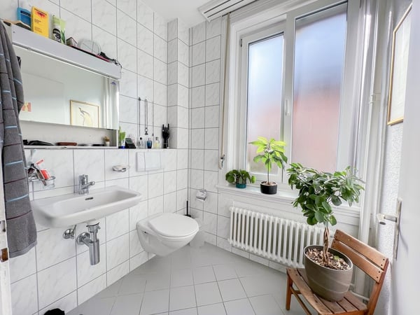 tolle 4.5 Jugendstil Wohnung mit Balkon 2
