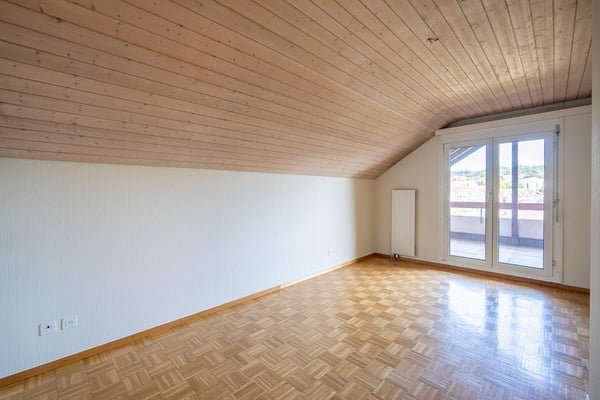 Grosszügige 5.5-Zi. Dachwohnung mit zwei Balkonen 6
