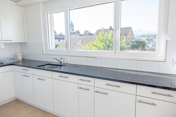 Lichtdurchflutete 4.5-Zi. Wohnung mit Säntisblick 6