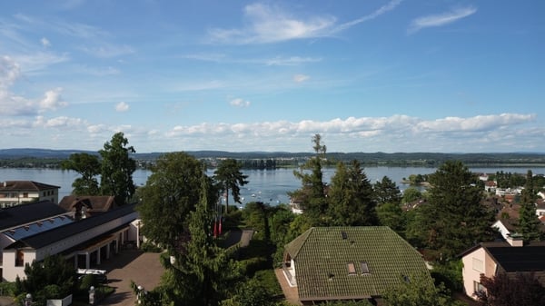 Seltene Gelegenheit – Baugrundstück an Hanglage mit Seesicht in Ermatingen 1