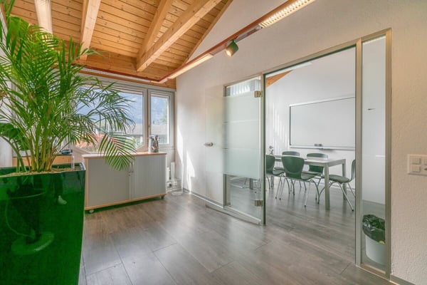 Gewerbeliegenschaft mit Grossraumbüro 4