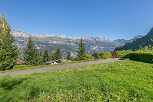 Bauland über dem Walensee 3