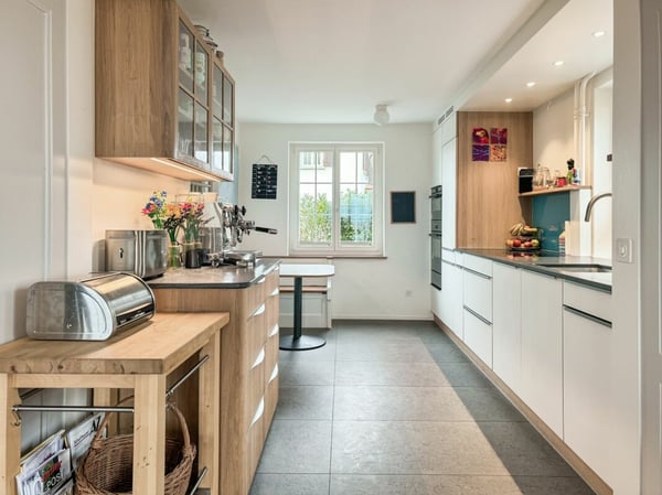 Familienfreundliches Reiheneckhaus mit Garten und Aussicht in Schaffhausen 3