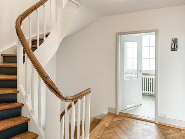 Familienfreundliches Reiheneckhaus mit Garten und Aussicht in Schaffhausen 9