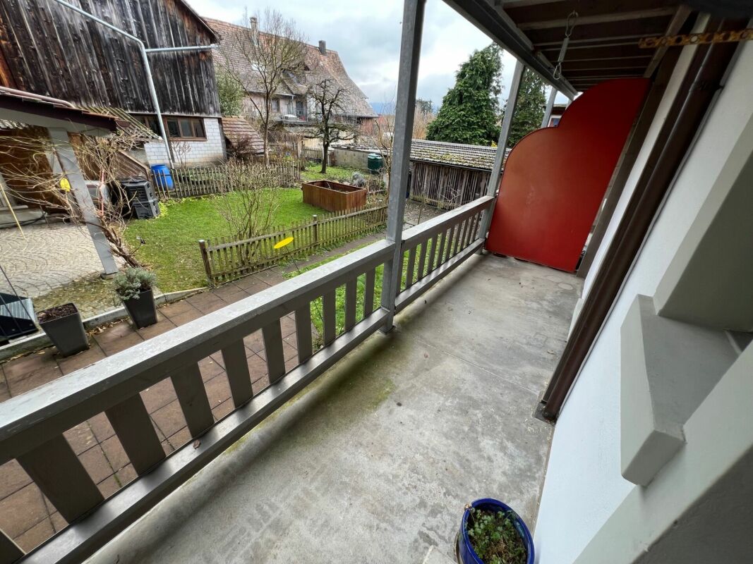 Gemütliche 4.5-Zimmer-Wohnung mit Balkon in Hallau