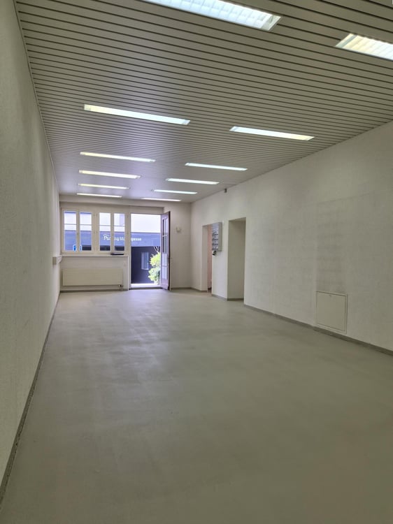 Frei einteilbare Gewerbefläche mit zusätzlichem Lagerraum 48m2 im UG 5