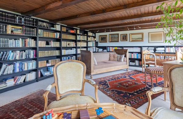 Wohnhaus »Sonnental« – Toggenburger Giebelhaus mit Rokoko-Fassade 11