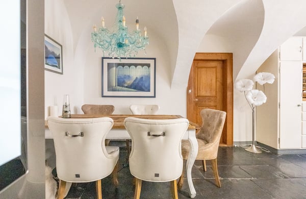 Historisches Anwesen im Stadtkern von Maienfeld 6