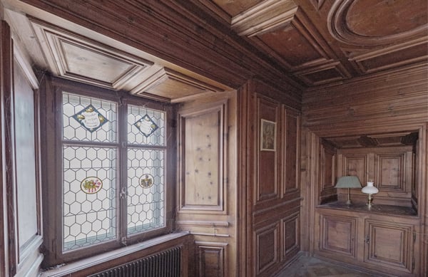 Schönes Schlossanwesen mit Nebengebäuden und grosszügigem Grundstück 7