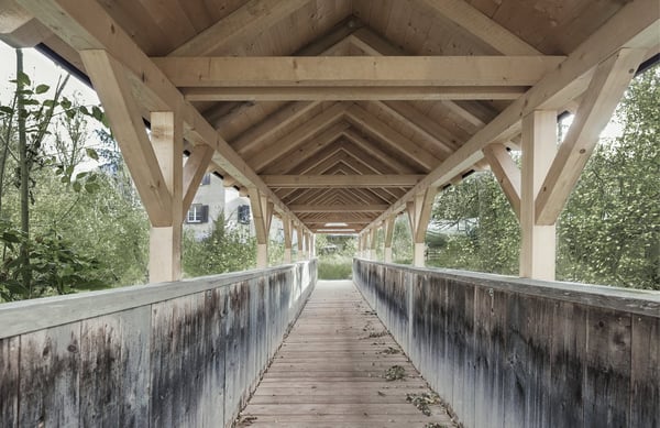 Schönes Schlossanwesen mit Nebengebäuden und grosszügigem Grundstück 9